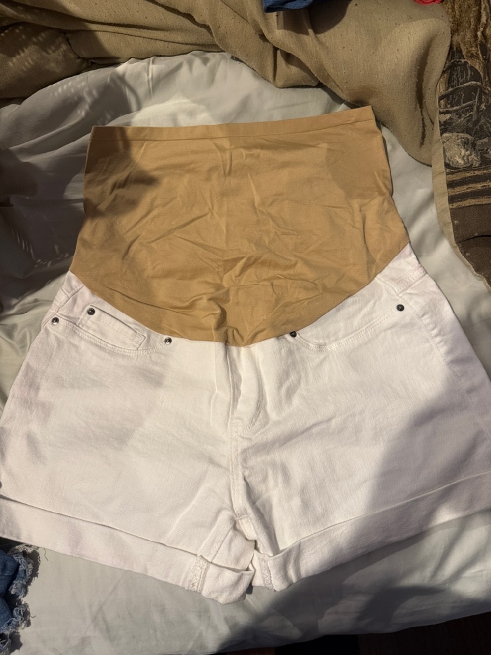 Maternity shorts
